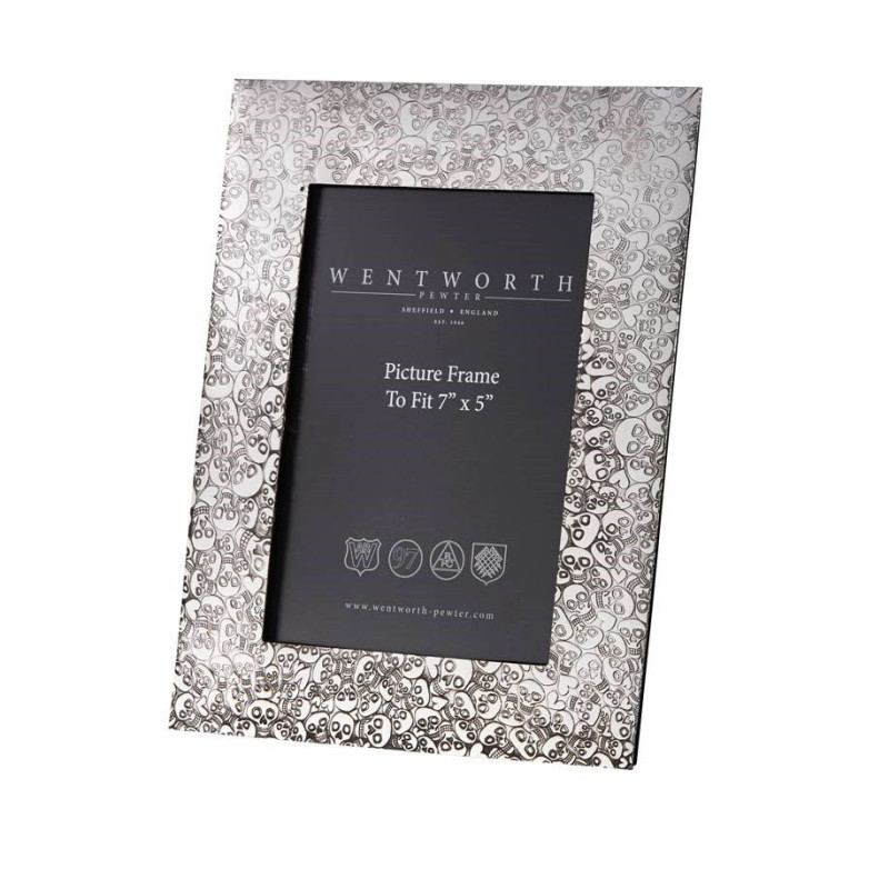 Love Skull Photo Frame