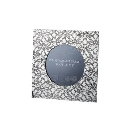 Triquetra Photo Frame