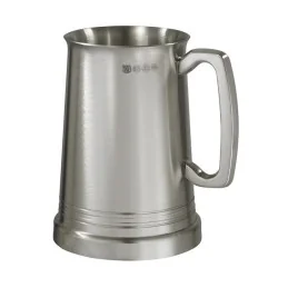 Hereford Satin Glass Base Tankard