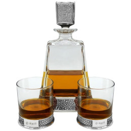 Manhattan Pewter Decanter, Medium
