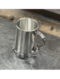 Lined Fancy Handle Pewter Tankard - 2