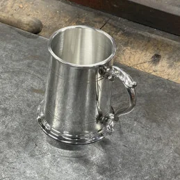 Lined Fancy Handle Pewter Tankard - 2