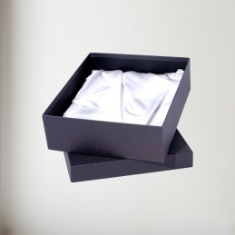 Box To Take Large Quaich & Bottle