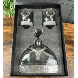 Majestic Stag Crystal & Pewter Whisky Decanter 2x glasses